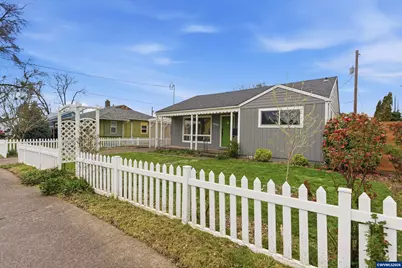 1860 Capitol St SE, Salem, OR 97302 - Photo 4