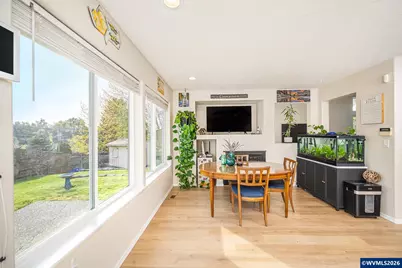 521 Carla Ct SE, Salem, OR 97302 - Photo 8