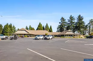 3318 Oakcrest Dr NW, Salem, OR 97304 - Photo 26