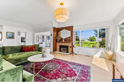 3318 Oakcrest Dr NW, Salem, OR 97304 - Photo 4