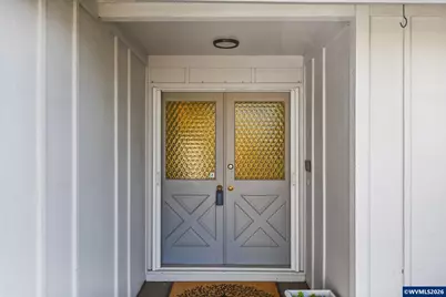 3318 Oakcrest Dr NW, Salem, OR 97304 - Photo 2