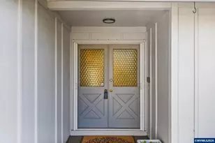 3318 Oakcrest Dr NW, Salem, OR 97304 - Photo 2