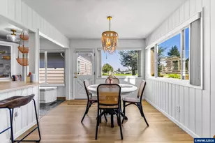 3318 Oakcrest Dr NW, Salem, OR 97304 - Photo 6