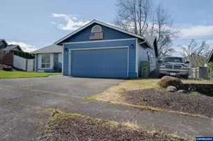 5183 Fort Rock Ave SE, Salem, OR 97306 - Photo 2