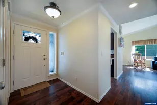 5183 Fort Rock Ave SE, Salem, OR 97306 - Photo 4
