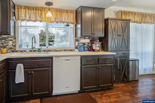 5183 Fort Rock Ave SE, Salem, OR 97306 - Photo 6