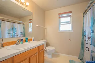 479 S 5th St, Jefferson, OR 97352 - Photo 6