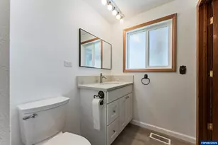 38255 Robinson Dr, Scio, OR 97374 - Photo 16