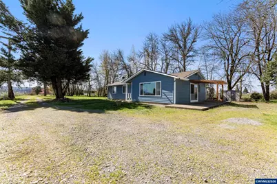 38255 Robinson Dr, Scio, OR 97374 - Photo 2