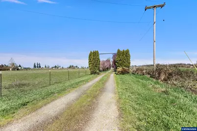 38255 Robinson Dr, Scio, OR 97374 - Photo 30