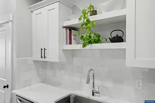 5781 NW Torchcrest Pl, Corvallis, OR 97330 - Photo 12