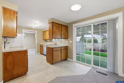 1967 Astor Wy, Woodburn, OR 97071 - Photo 20