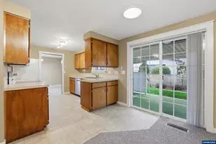 1967 Astor Way, Woodburn, OR 97071 - Photo 20