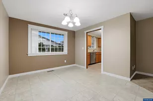 1967 Astor Way, Woodburn, OR 97071 - Photo 14