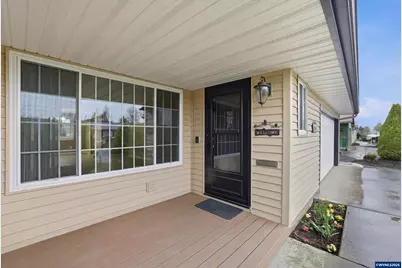 1967 Astor Wy, Woodburn, OR 97071 - Photo 8