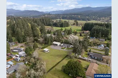 622 SE 4th Av, Mill City, OR 97360 - Photo 46
