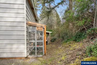 622 SE 4th Av, Mill City, OR 97360 - Photo 42