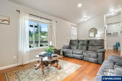 622 SE 4th Av, Mill City, OR 97360 - Photo 18