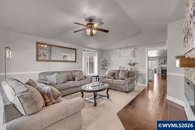 4460 Morfitt St, Hubbard, OR 97032 - Photo 4