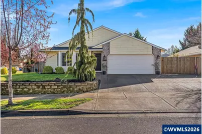 4460 Morfitt St, Hubbard, OR 97032 - Photo 2