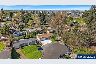 180 Woodcrest Ct, Woodburn, OR 97071 - Photo 32