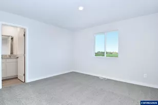 1161 Parkside Ave, Woodburn, OR 97071 - Photo 12