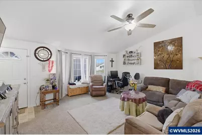 1066 Kees St, Lebanon, OR 97355 - Photo 4