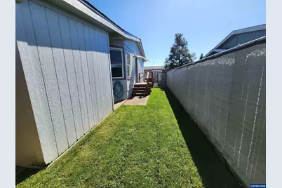 3025 Hollyridge Lp NE, Salem, OR 97305 - Photo 18