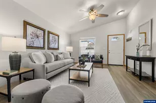 2572 Char Circle Northwest, Salem, OR 97304 - Photo 10