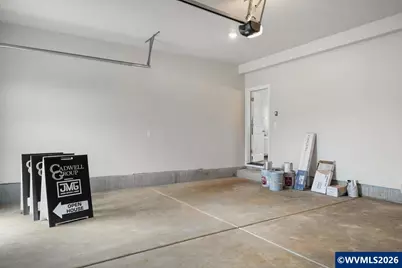 213 NW Royal Av, Dallas, OR 97338 - Photo 36