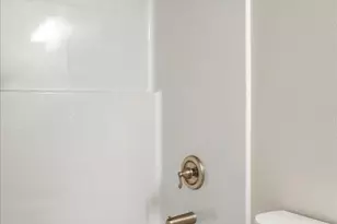 213 NW Royal Ave, Dallas, OR 97338 - Photo 30