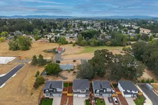 238 NW Newcastle St, Dallas, OR 97338 - Photo 6