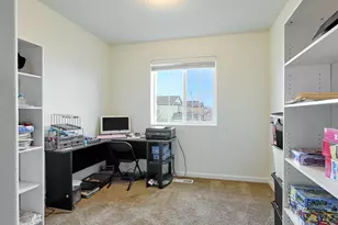 1986 NW 23rd St, McMinnville, OR 97128 - Photo 12