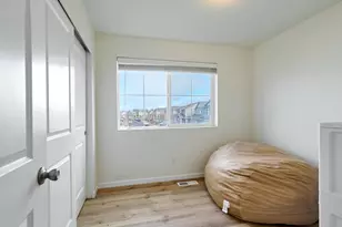 1986 NW 23rd St, McMinnville, OR 97128 - Photo 14