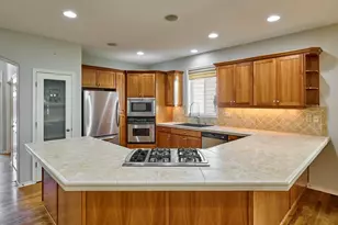 693 Fairwood, Woodburn, OR 97071 - Photo 6