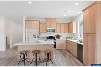 9324 Glory Ct NE, Salem, OR 97305 - Photo 6