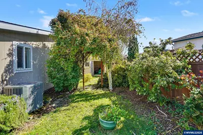 3452 Lake Vanessa Cir NW, Salem, OR 97304 - Photo 48