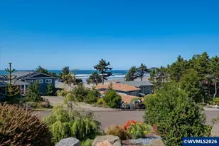 2540 NW Pacific St, Newport, OR 97365 - Photo 8