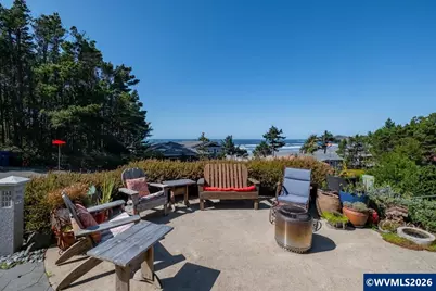 2540 NW Pacific St, Newport, OR 97365 - Photo 8