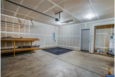 4680 Glacier Meadows Lp, Springfield, OR 97478 - Photo 34