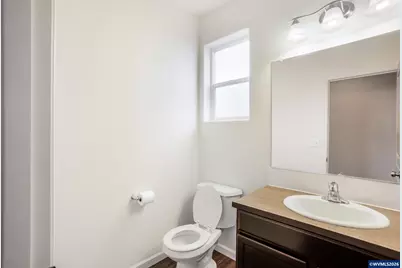 4680 Glacier Meadows Lp, Springfield, OR 97478 - Photo 32