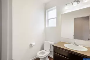 4680 Glacier Mdws Lp, Springfield, OR 97478 - Photo 32