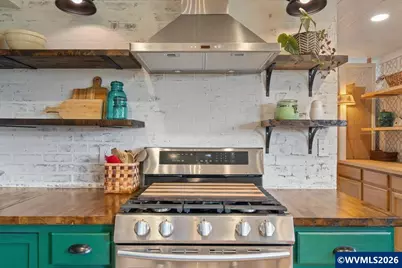 1798 Ammon St NW, Salem, OR 97304 - Photo 8