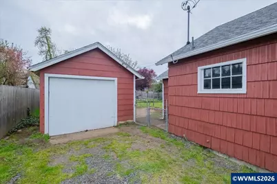 1132 2nd Av, Sweet Home, OR 97386 - Photo 18