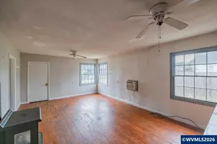 1132 2nd Ave, Sweet Home, OR 97386 - Photo 4