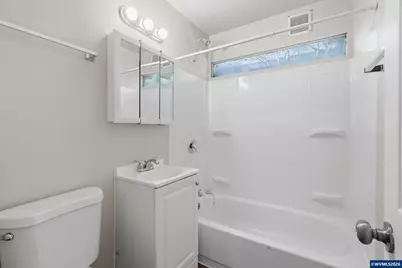 2015 NW Beca Av, Corvallis, OR 97330 - Photo 12