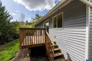 384 Lower Lavista Ct NW, Salem, OR 97304 - Photo 44