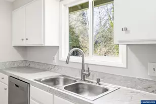 855 Idylwood Dr SE, Salem, OR 97302 - Photo 12