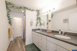 901 W Vine St, Lebanon, OR 97355 - Photo 20