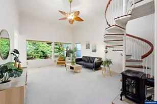 525 Mill Stream Woods Rd, Stayton, OR 97383 - Photo 8